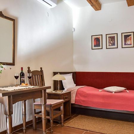 Szin-Es Vendeghaz Bed & Breakfast Szentes Ngoại thất bức ảnh