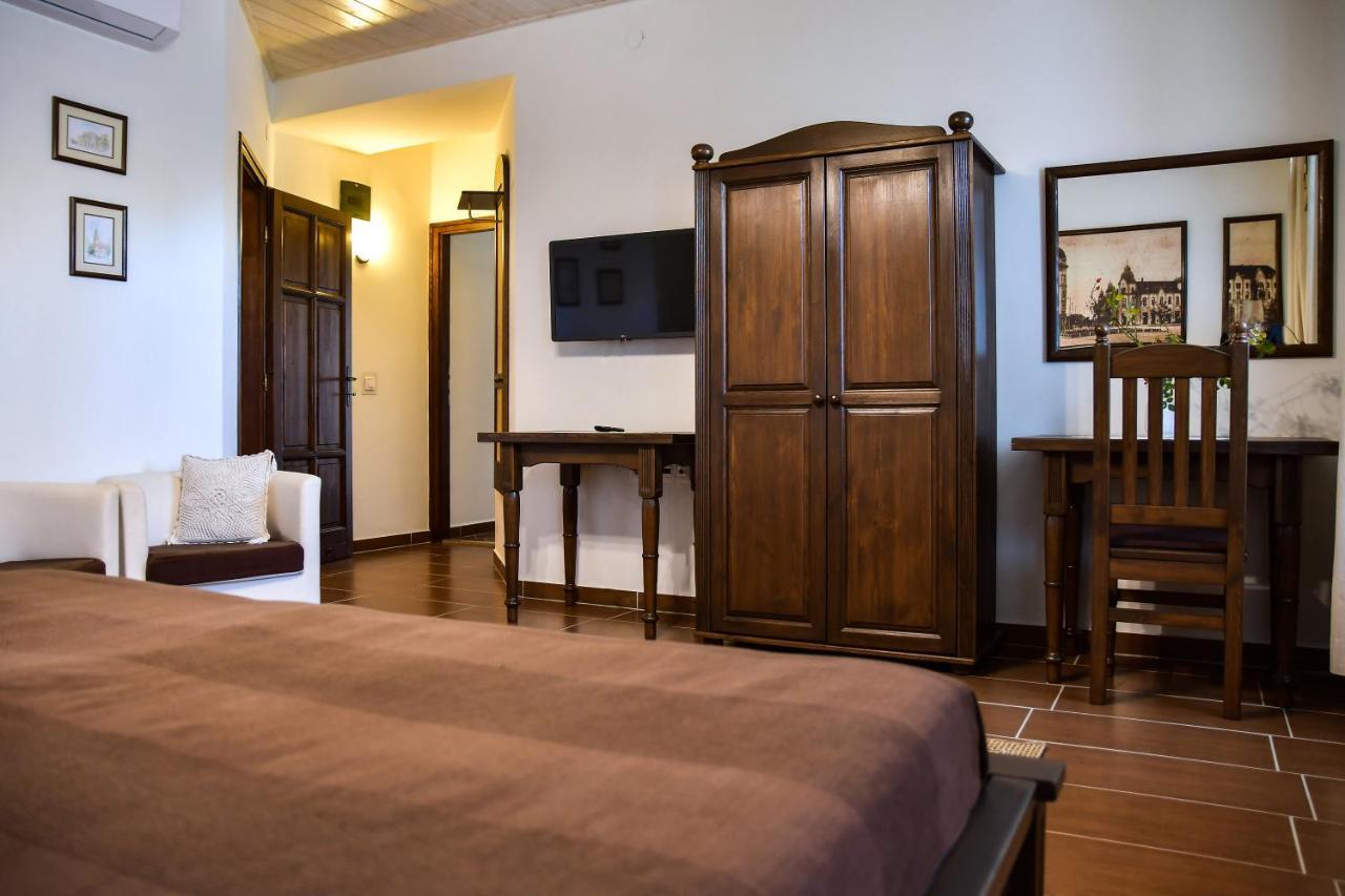 Szin-Es Vendeghaz Bed & Breakfast Szentes Ngoại thất bức ảnh